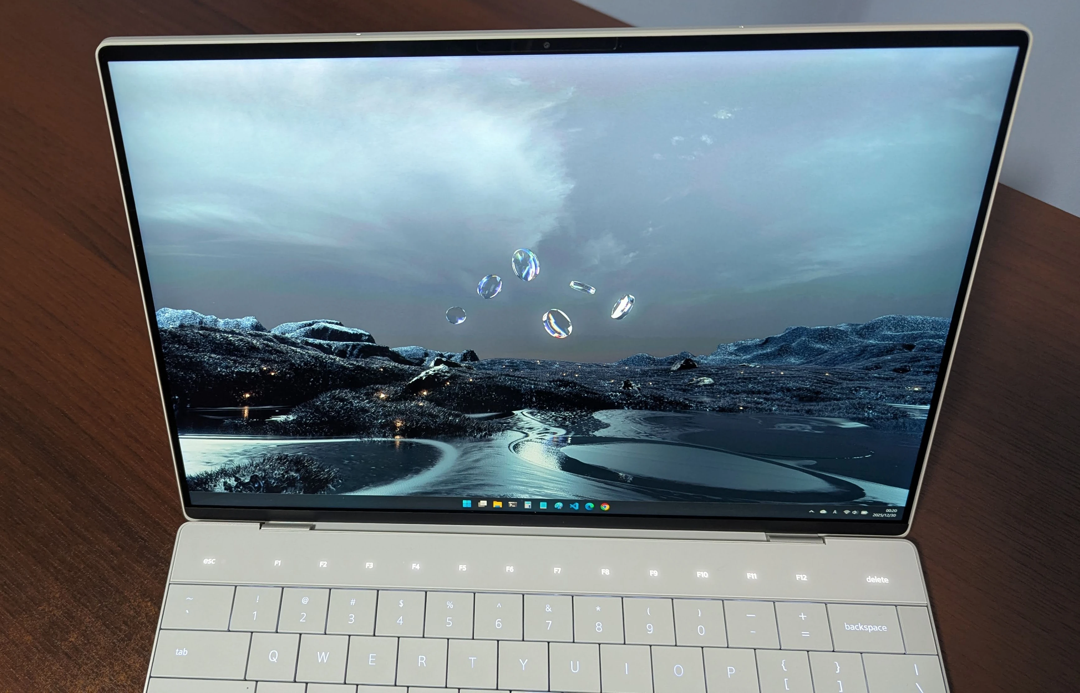 XPS 13 (9350)