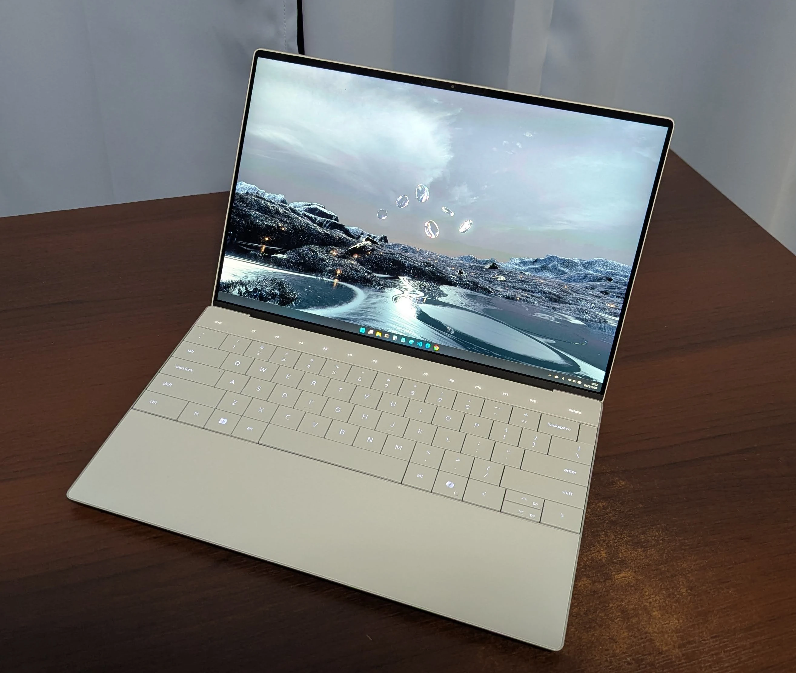 XPS 13 (9350)